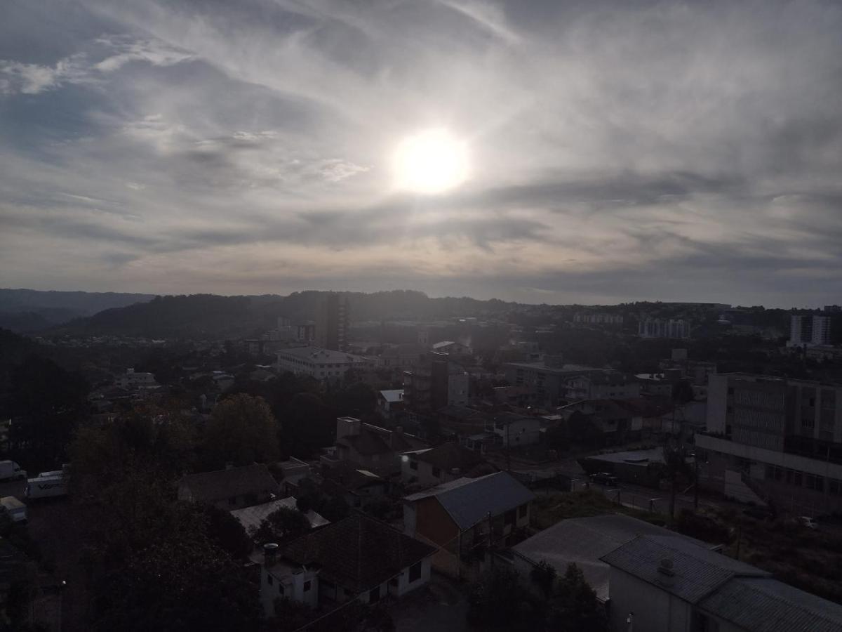 Apto super aconchegante/linda vista para Vale dos Vinhedos Bento Gonçalves Exterior foto
